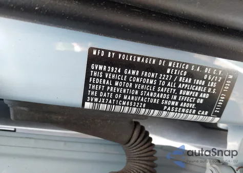 2012 Volkswagen Beetle 2.5L z USA, uszkodzony, nr VIN 3VWJX7AT1CM653326